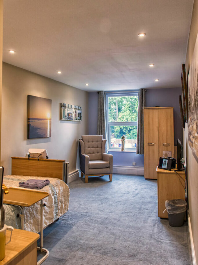 Clifton Court Nursing Home Crosscrown Care Homes