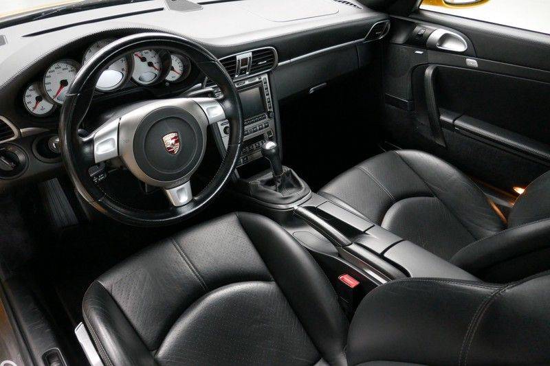 Porsche 911 3.8 Carrera S Handgeschakeld afbeelding 15