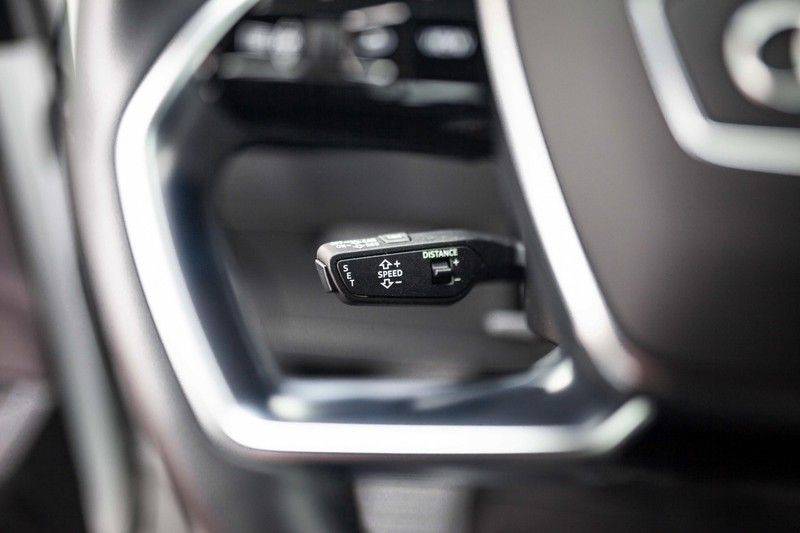 Audi e-tron 55 Quattro *4% Bijtelling / Assistentpakket Stad & Tour / 360 Camera / ACC / 22" / Keyless* afbeelding 10