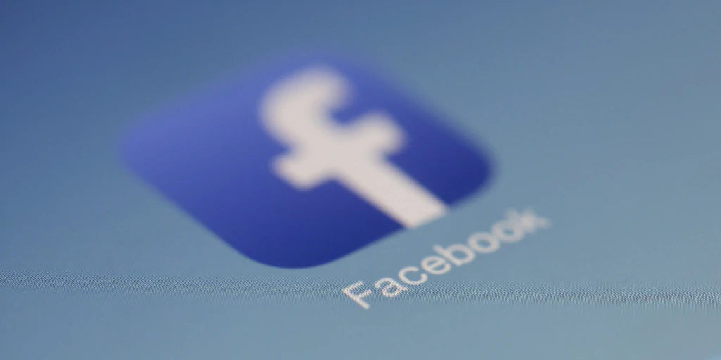 Facebook will be renamed as Meta on December 1, 2022. What is the purpose of this step and what is Facebook hoping to achieve with it? https://d33wubrfki0l68.cloudfront.net/e12f50be22580d9e57cce2324202e4758c4e4b53/1cfee/posts/why-facebook-changed-name/img/fb.webp