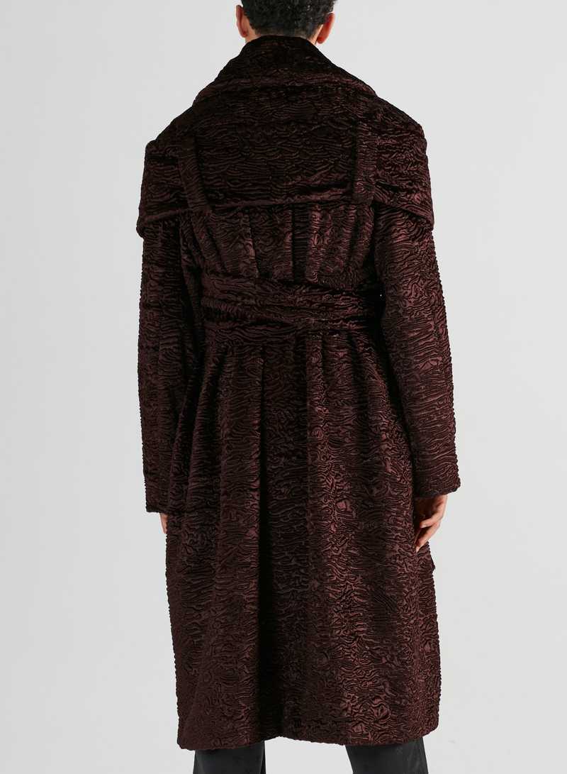 Bedir Coat Faux Fur Dark Brown, back view. GmbH AW22 collection.