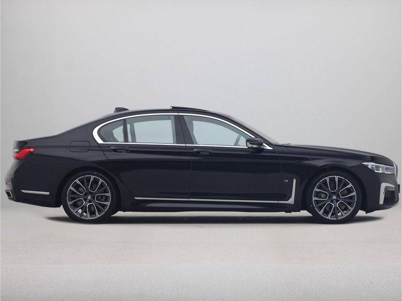 BMW 7 Serie 740i High Executive afbeelding 8