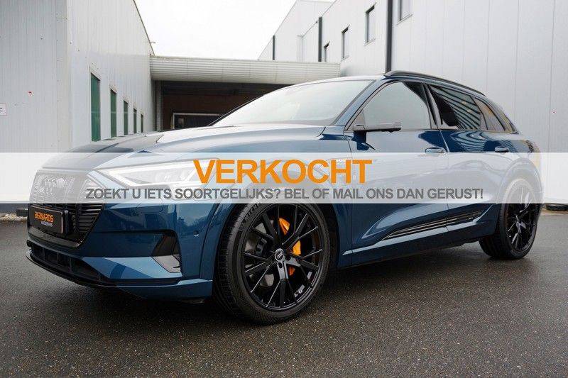 Audi e-tron 55 quattro Black *€184 bijtelling *Verlengde fabrieksgarantie afbeelding 1