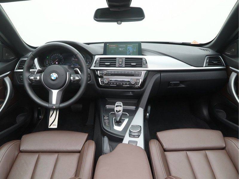 BMW 4 Serie Cabrio 430i High Executive M-Sport Automaat afbeelding 21