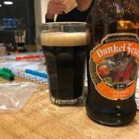 Wychwood Brewery - Dunkel Fester