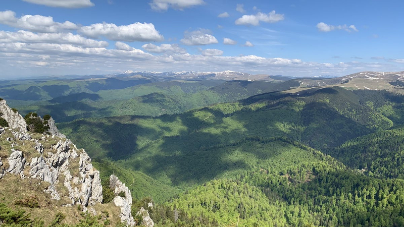 Vedere din Șaua Ștevioara