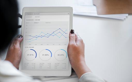 A quick look into RetailOps' powerful reporting blog post image