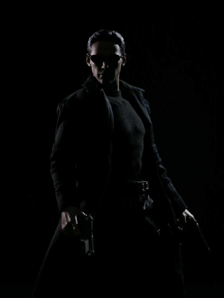 the matrix neo figure