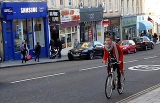 oh my god twitter doesn’t include alt text from images in their API