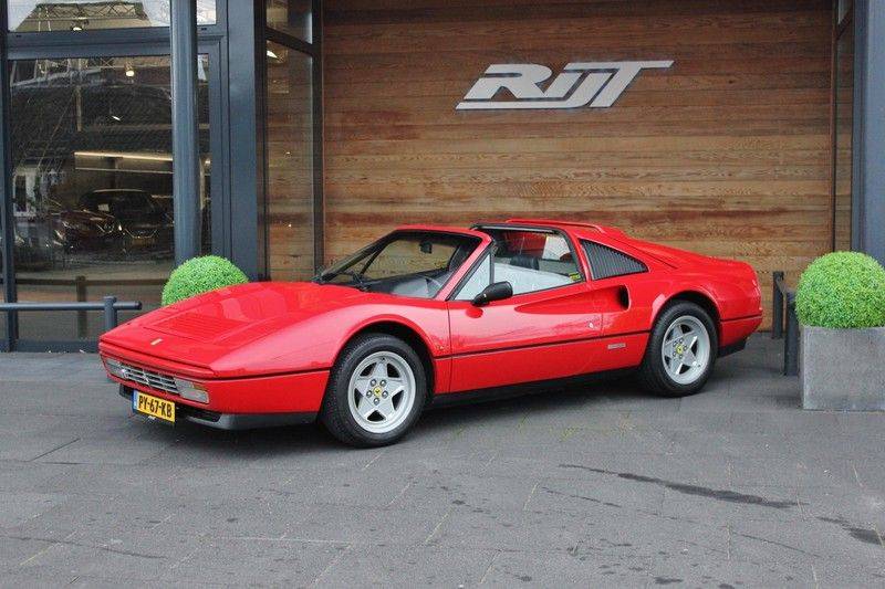 Ferrari 328 GTS Quattrovalvone 3.2 V8 270pk NL Auto afbeelding 19