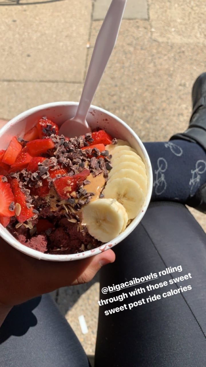 A large (and delicious) acai bowl