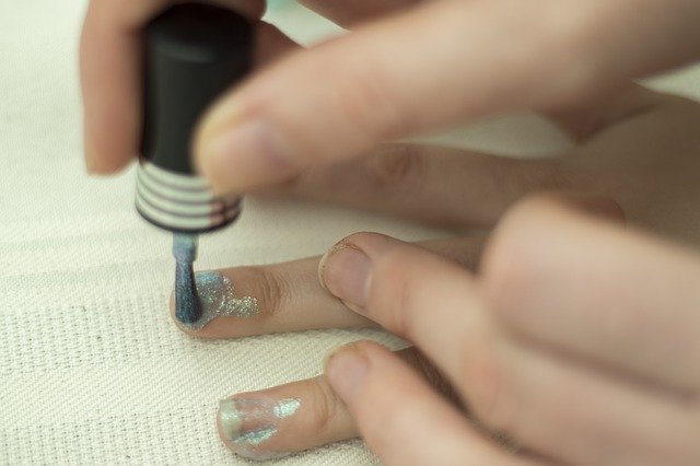 How Much to Tip at the Nail Salon, Now and Always