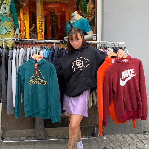 Masse hoodies outside and inside✌🏽💚
Det blir kaldere vær, og vi henger ut varmere klær<3