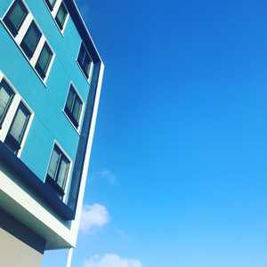 Blues for days. Excited to see our latest SF apartment building renovation getting unwrapped.  #placemaking #propertybranding #branding #multifamilyinvesting #renovateforvalue #propertydevelopers #neatlineplaces #sfrealestate