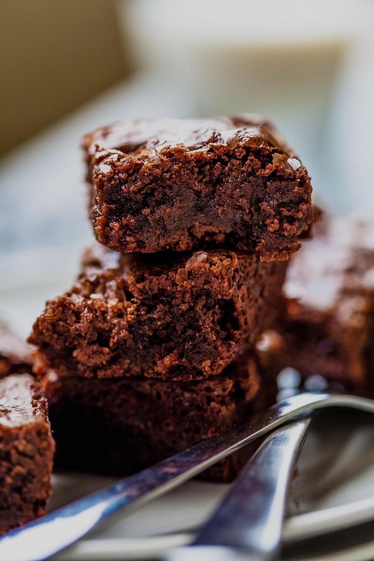 Chocolate Hazelnut Espresso Brownies | Olive & Mango