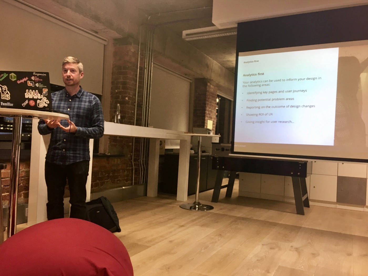 Luke Hay presenting his talk “Using analytics for user research”