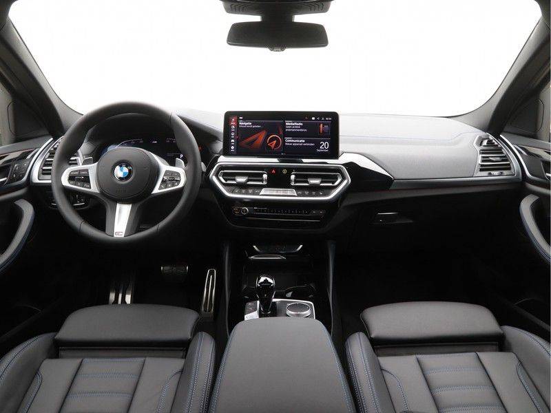 BMW X4 xDrive20i High Executive . afbeelding 13