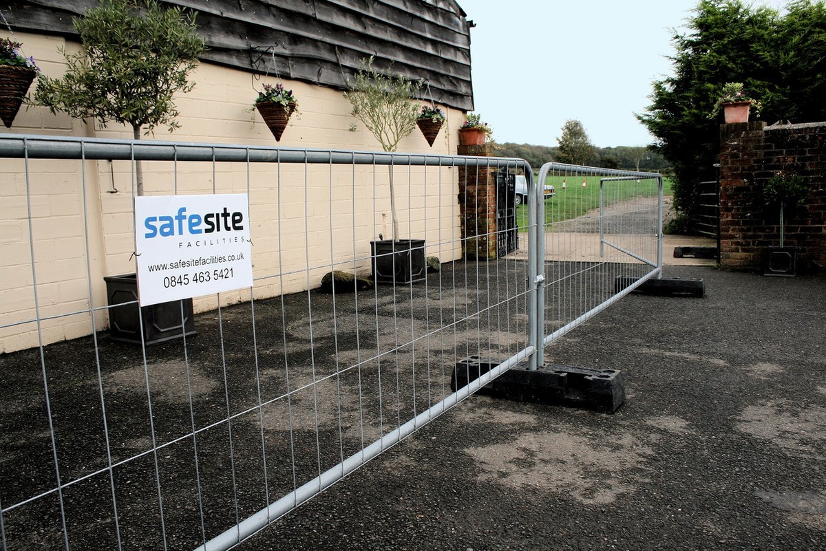 Your Complete Guide To Heras Fencing Accessories - SafeSite Facilities