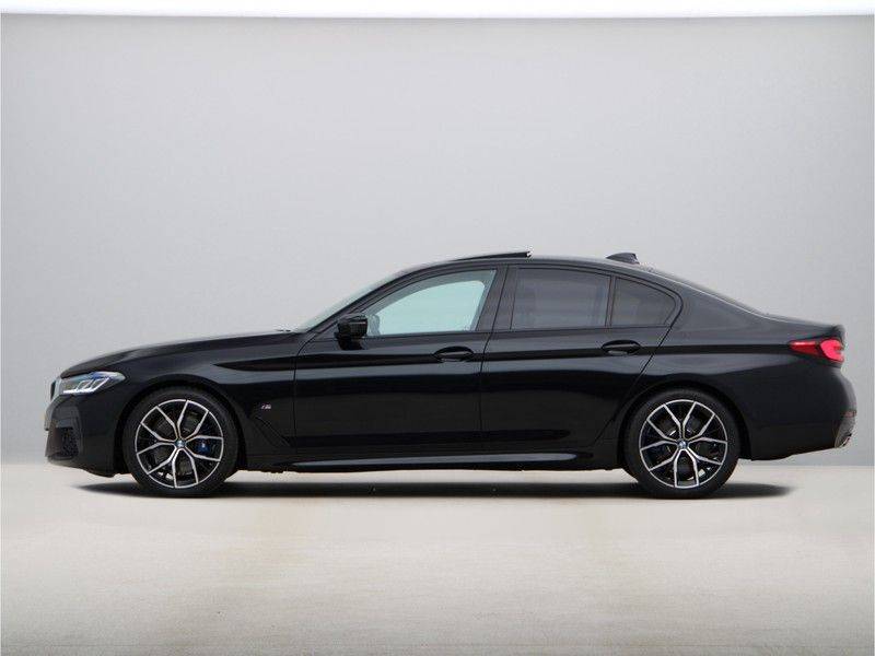 BMW 5 Serie 530i High Executive M-sport afbeelding 12