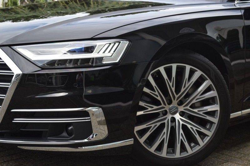 Audi A8 55 TFSI Massage / Head Up / Nachtzicht afbeelding 5