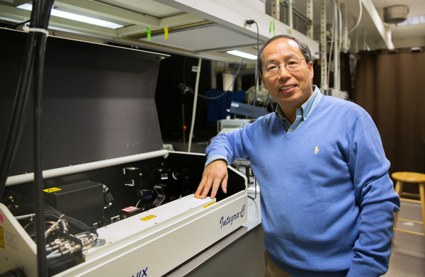 Jin Zhang in his lab