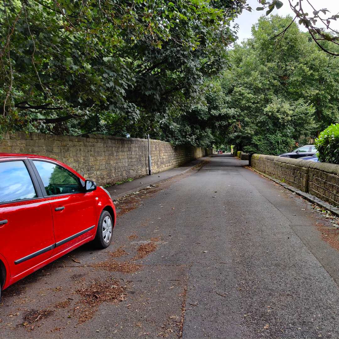 Farnley Hall Park side road parking