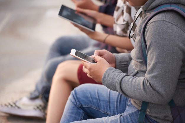 USO CONSAPEVOLE DEI SOCIAL