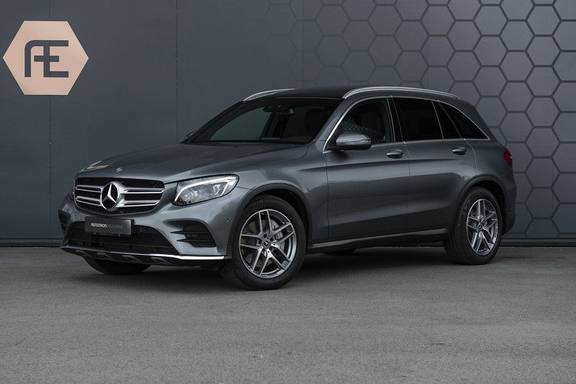 Mercedes-Benz GLC 350d AMG 4MATIC Premium Plus GLC Apple CarPlay + Verwarmde stoelen + Elektrische trekhaak + Panorama Dak