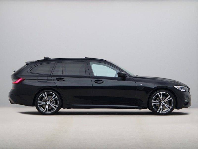 BMW 3 Serie 318i Touring High Exe M-Sport Aut. afbeelding 8