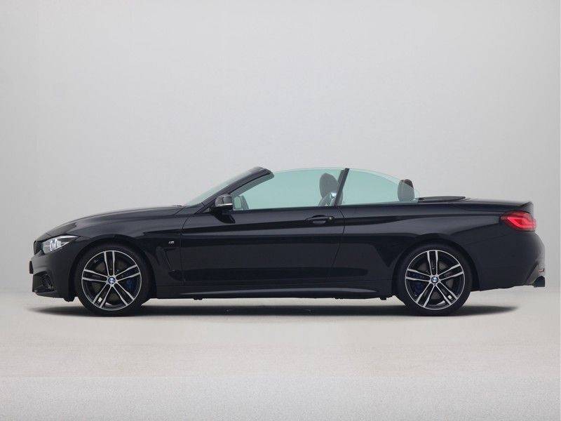 BMW 4 Serie Cabrio 430i High Executive M-Sport Automaat afbeelding 19