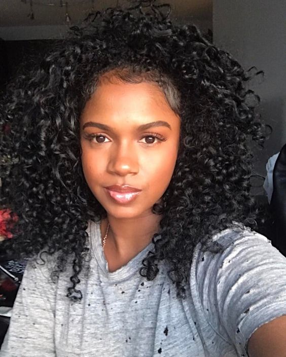 How To Use Coconut Milk For Soft Curls 