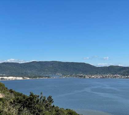 Vista aérea da lagoa