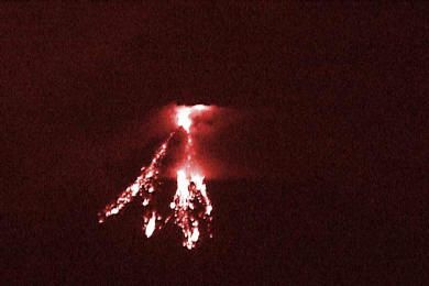 Arenal Eruption May 15, 2005 Photos