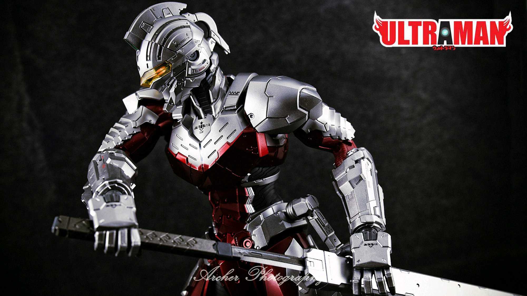 ULTRAMAN x SEVEN SUIT