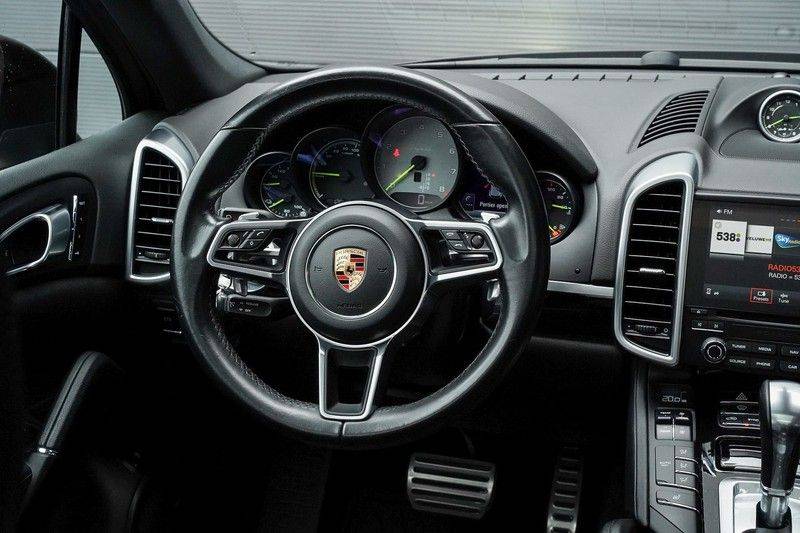 Porsche Cayenne 3.0 S E-Hybrid €45.400,- ex Luchtv. Pano Camera 21" afbeelding 18