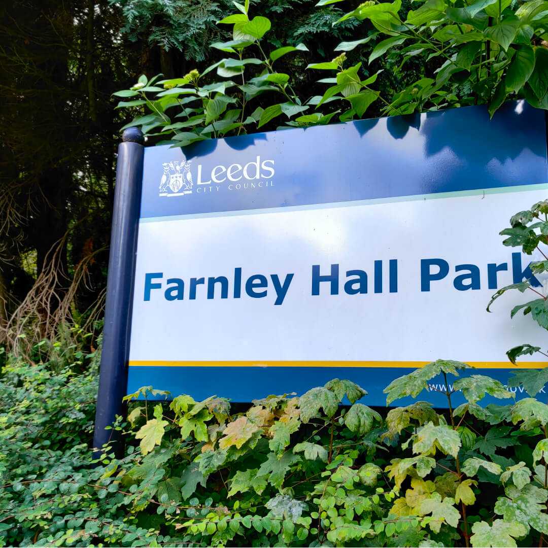 Farnley Hall Park Sign
