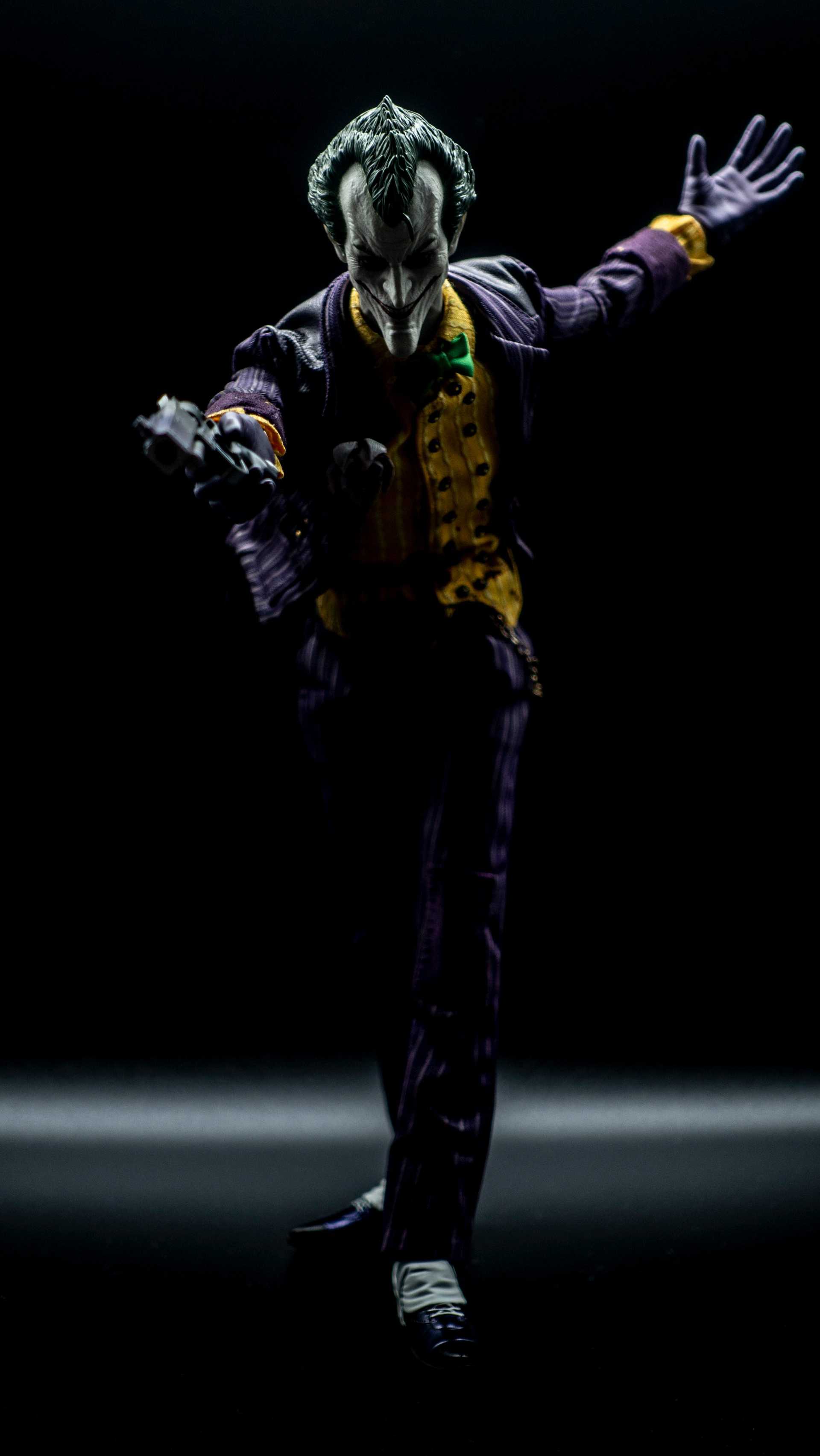 joker hot toys arkham asylum