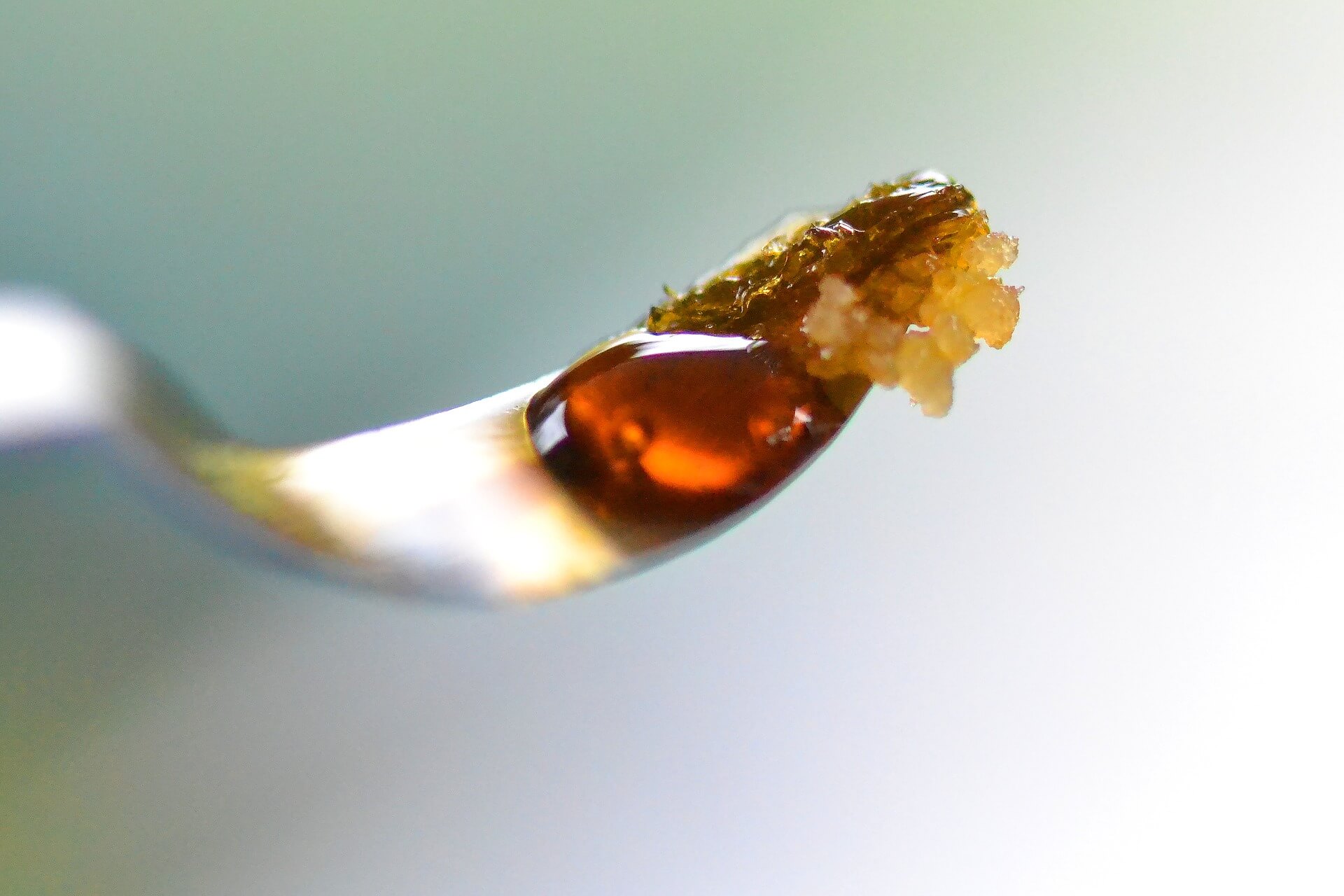 Marijuana dab extract