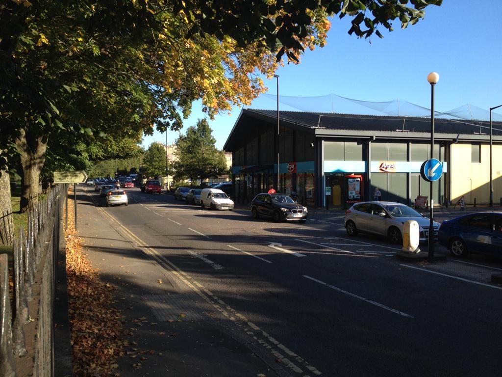 oh my god twitter doesn’t include alt text from images in their API