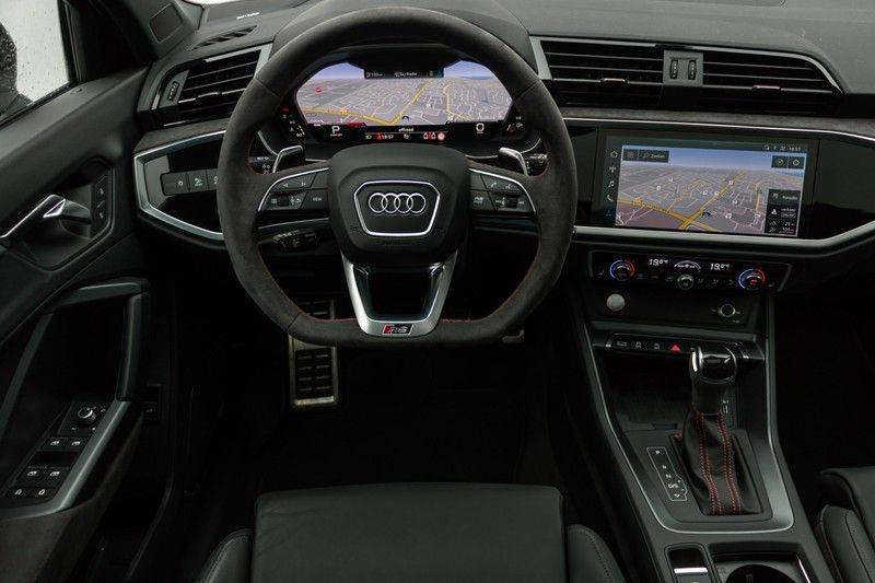 Audi RSQ3 Sportback 2.5 TFSI 400pk Quattro Panoramadak BlackOptic B&O ValconaLeder+Memory Matrix Navi/MMI DriveSelect Keyless Camera 21" Pdc afbeelding 3