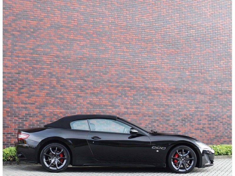 Maserati GranCabrio 4.7 Sport *Bose*Rood stiksel* afbeelding 21