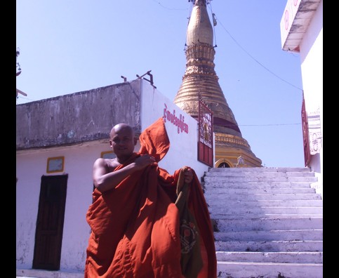 Burma Monks 28
