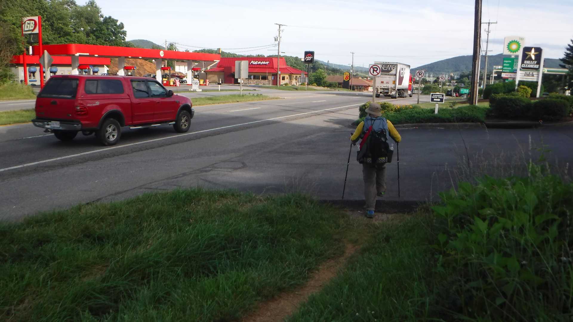 AT 2017 Day 57, Catawba Mountain Shelter to Daleville, Va. Hike with