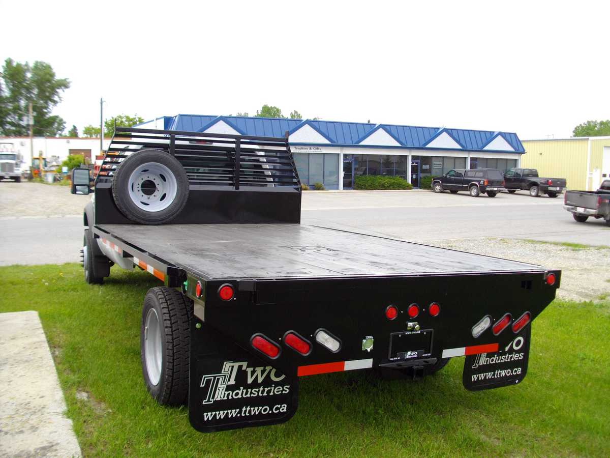 001 Flat Decks T Two Industries