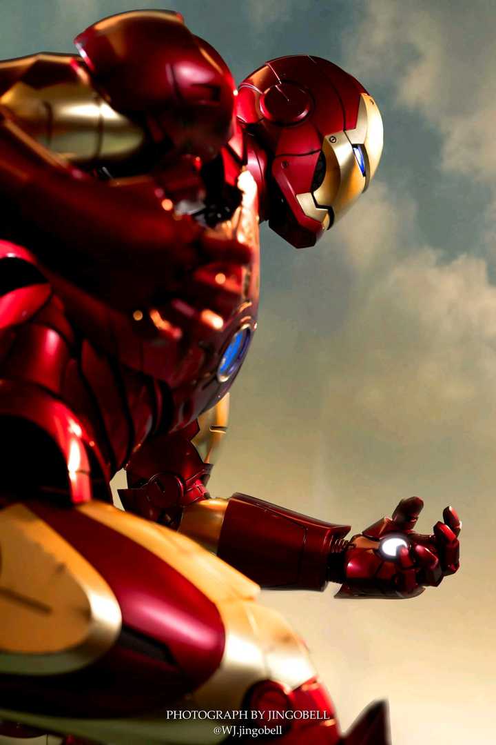 HT 1/4 Iron Man MK3 Album