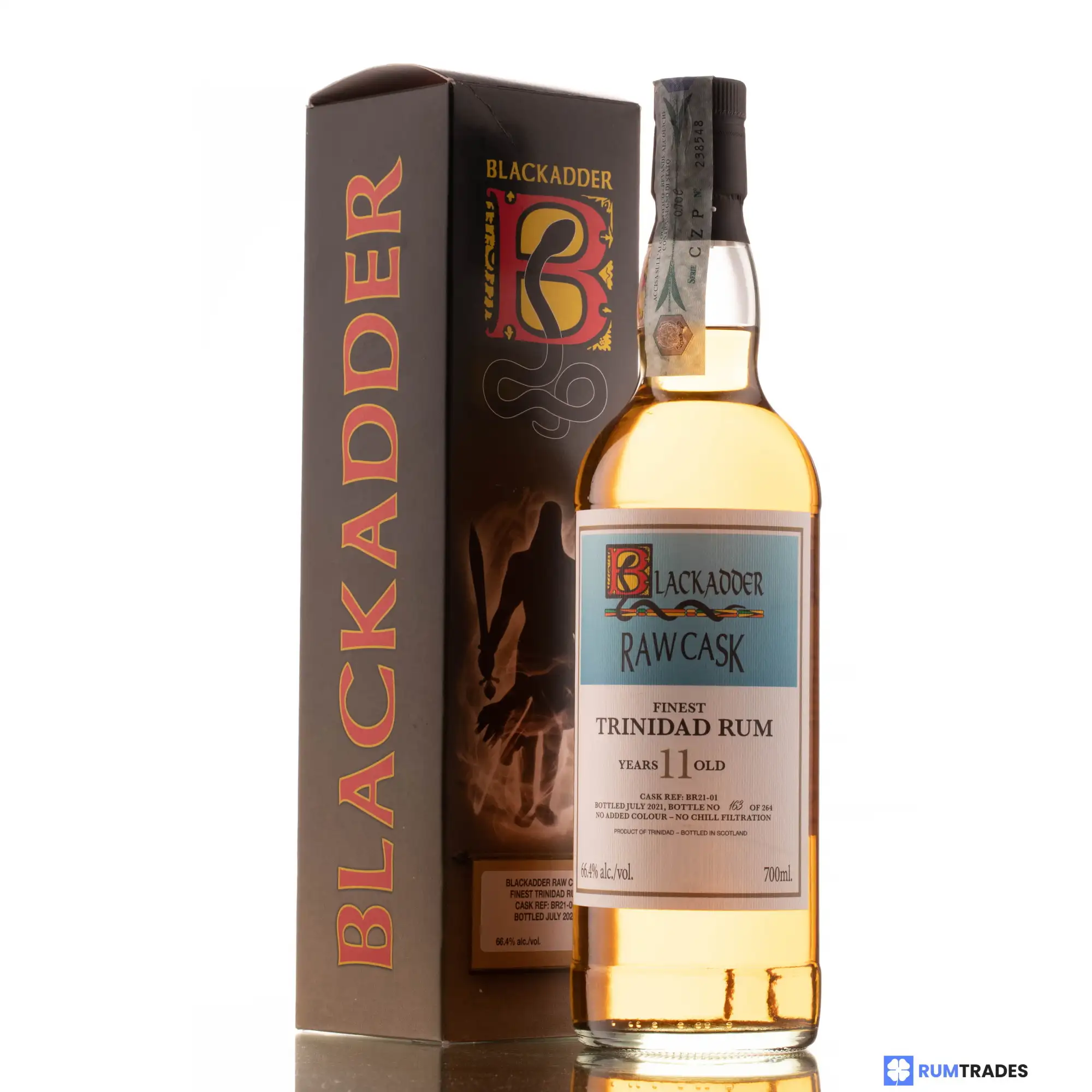 Image of the front of the bottle of the rum Raw Cask Rum