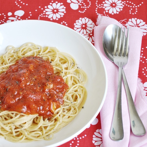 spaghetti-with-homemade-tomato-sauce-1