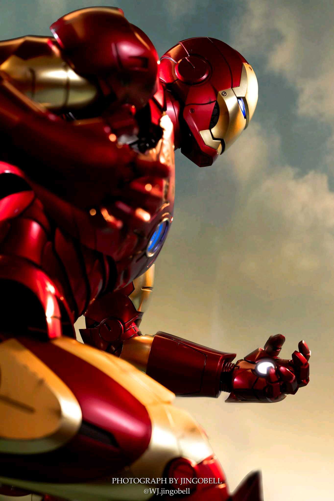 HT 1/4 Iron Man MK3 Album