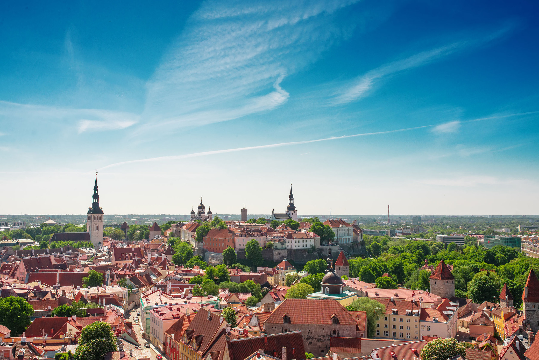 Tallinnan matkat alkaen 5€ -Lähde edullisesti laivalla Tallinnaan!