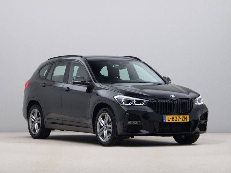 BMW X1 xDrive20i M Sport High Executive afbeelding 7